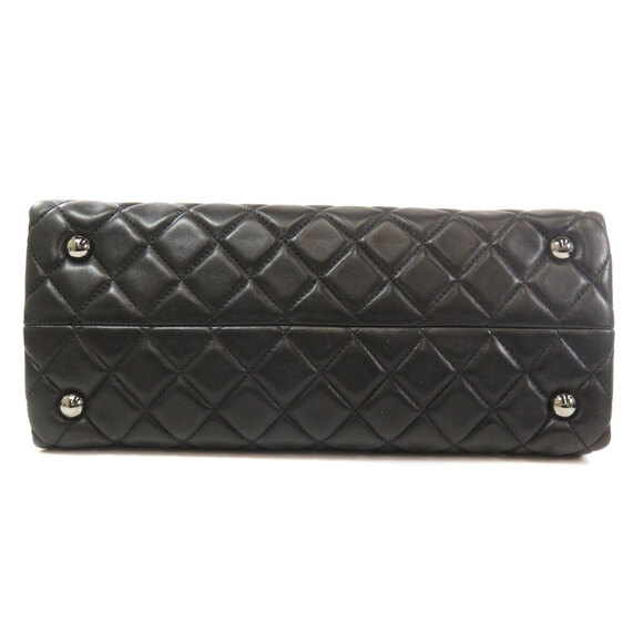 Chanel Chain Tote Bag Lambskin - Picture 4 of 10